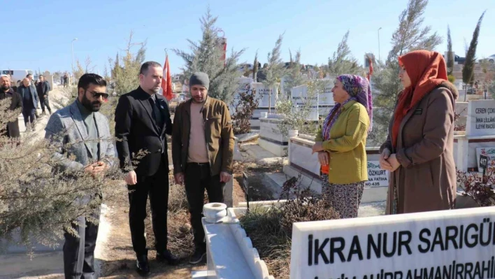 Karademir: 'Asrın felaketinin altından asrın dayanışmasıyla kalkacağız'