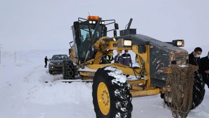 Kars'ta 38 köy yolu ulaşıma kapalı