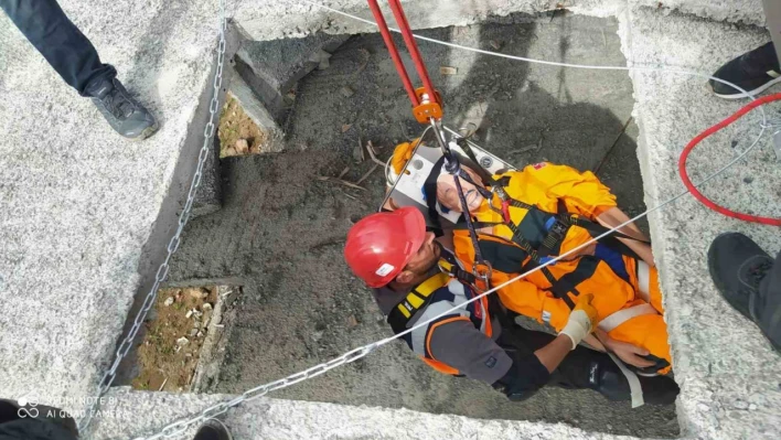 Kars'ta gönüllülerden dağcılık ve arama kurtarma eğitimi