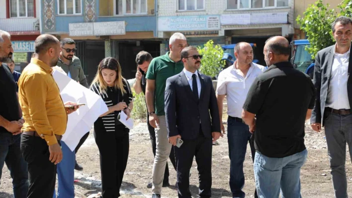 Kars'ta Merkez Mahallesi'ne modern park yapılıyor