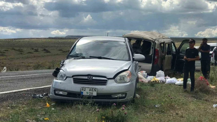 Kars'ta trafik kazası: 3'ü çocuk 12 yaralı