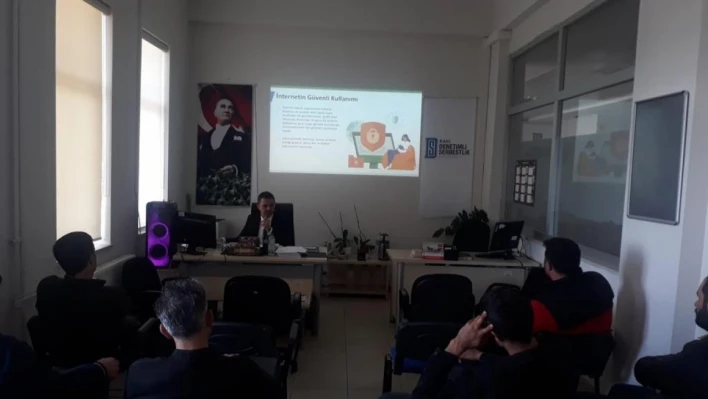 Kars'ta yükümlülere seminer verildi