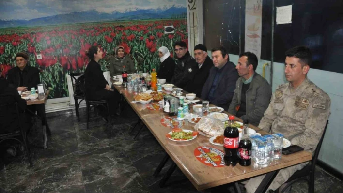 Kaymakam Ocak, şehit aileleri ve gazilerle iftarda buluştu