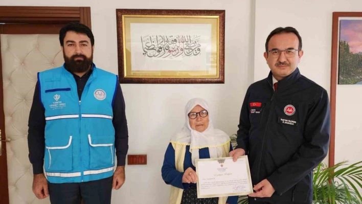 Kefen ve dua parasını depremzedeler için bağışladılar