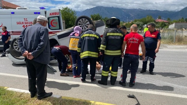 Kırmızı ışık ihlali kazaya neden oldu: 4 yaralı