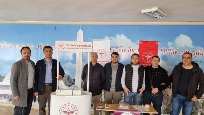 Kolon kanseri bilgilendirme standı açıldı