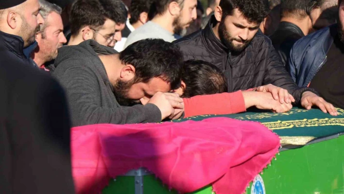 Kombiden sızan gazdan zehirlenen aile toprağa verildi