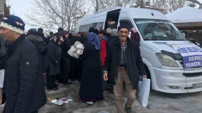 Köşk'ten giden yardımlar Elbistan'a ulaştı