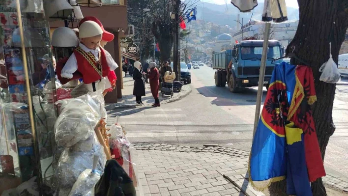 Kosova, bağımsızlığının 15'inci yılını kutlamaya hazırlanıyor