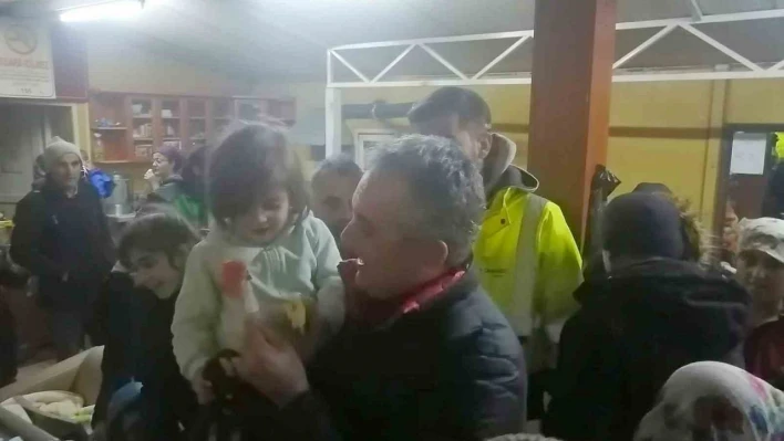 Küçük Lina'nın duygulandıran hediyesi, depremzede Beste'ye ulaştı