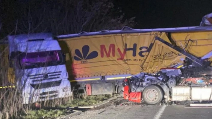 Lüleburgaz'da zincirleme kaza: 2 yaralı