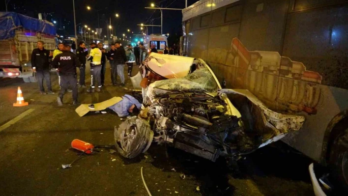 Malatya'da feci kaza: 2 ölü, 3 yaralı