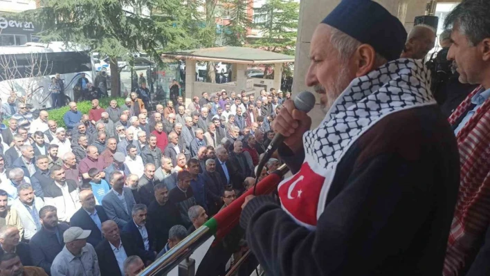 Malatya'da, Filistin'de hayatını kaybedenler için gıyabi cenaze namazı kılındı