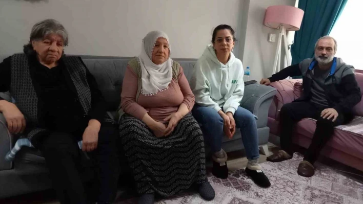 Malatya'dan İzmir'e gelen depremzede aile, felaketi anlattı