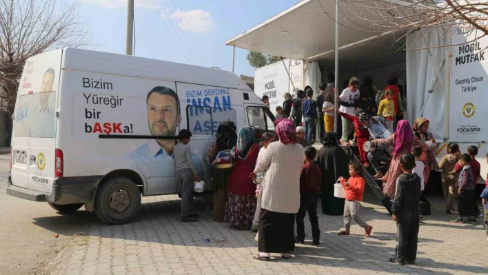 Mobil mutfak tırı depremzedelerin hizmetinde