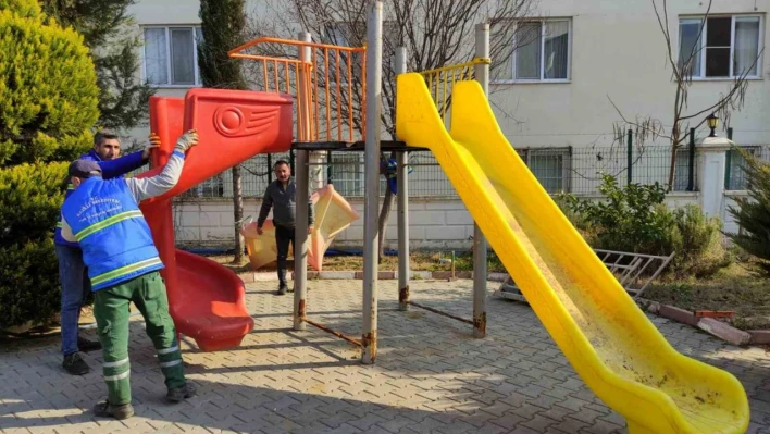 Nazilli Belediyesi'nden depremzede çocuklar için oyun parkı