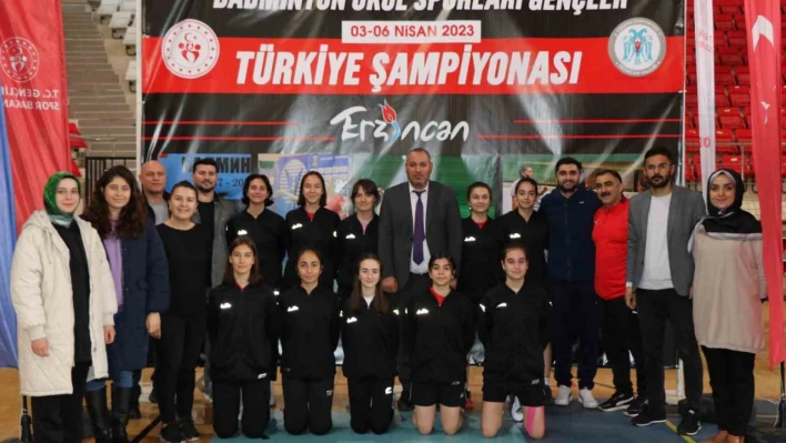 Okul Sporları Gençler Badminton Türkiye Şampiyonası başladı