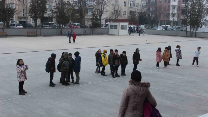 Okullarda 2. dönem için ders zili çaldı