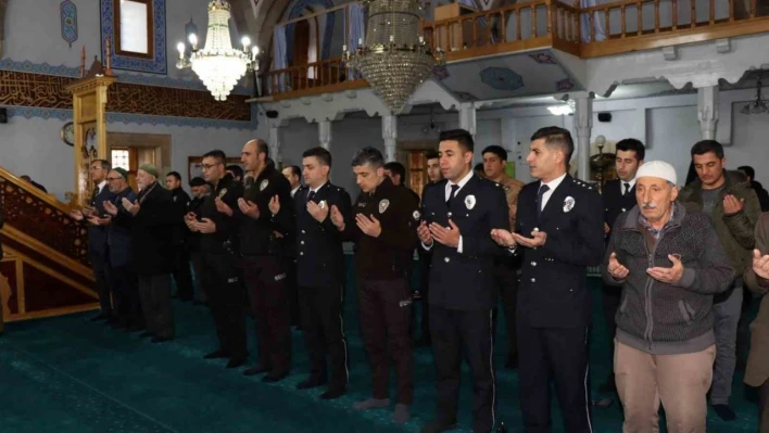 Oltu'da Şehit polisler için mevlit okundu