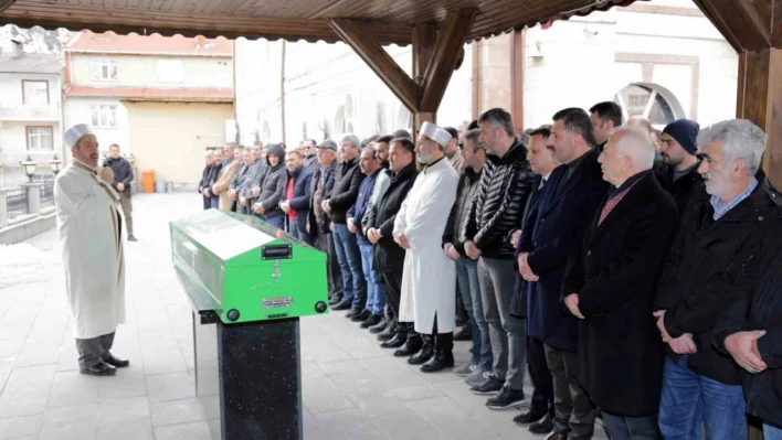 Otomobil almak için gittiği Hatay'da enkaz altında kalan genç son yolculuğuna uğurlandı