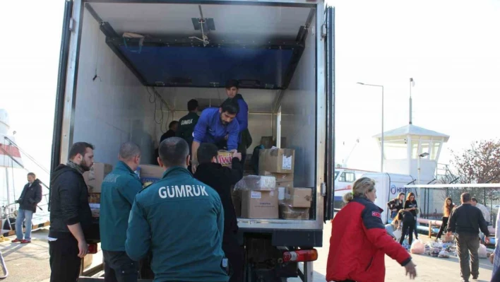 Rodos, depremzedeler için üçüncü kez feribot dolusu yardım yolladı