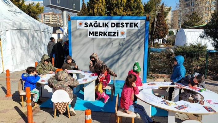 Samsun Büyükşehir Belediyesi afet bölgesinde 'Çocuk Oyun Evi' kurdu