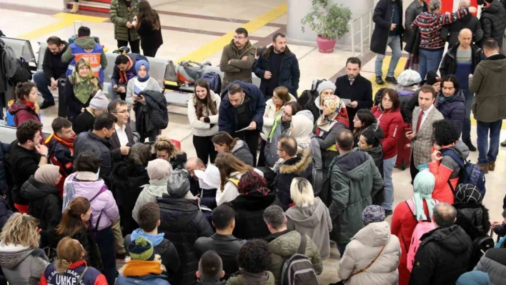 Samsun'dan 348 sağlıkçı deprem bölgesinde görev yaptı