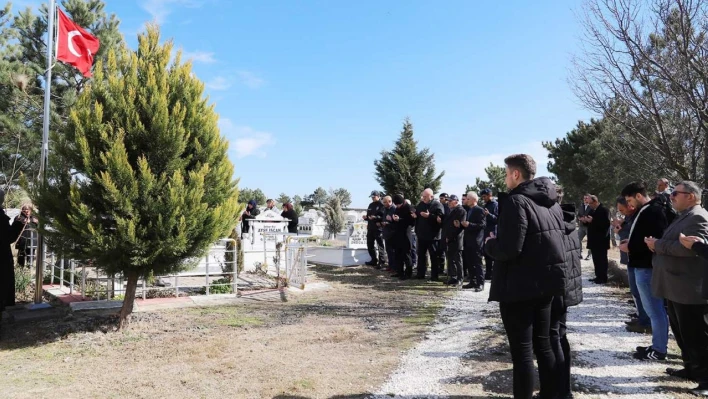 Şehit Komando Piyade Astsubay Üstçavuş Yunus İşcan mezarı başında anıldı