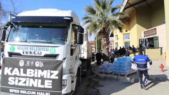 Selçuk Belediyesi deprem bölgesinde ekmek ve sıcak yemek dağıtacak