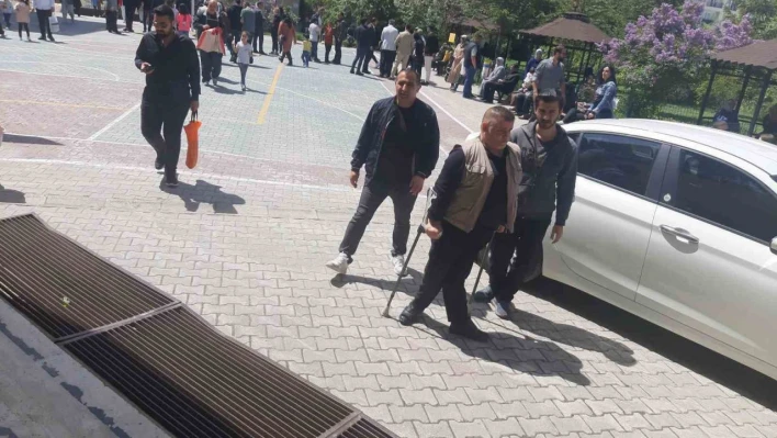 Şemdinli halkından seçime yoğun ilgi