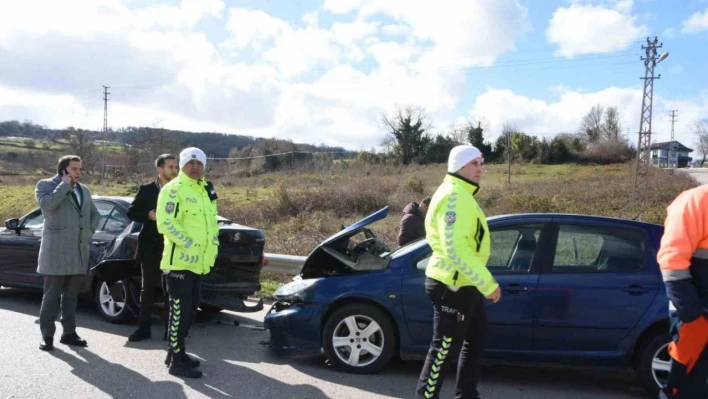 Sinop'ta trafik kazası: 2 yaralı