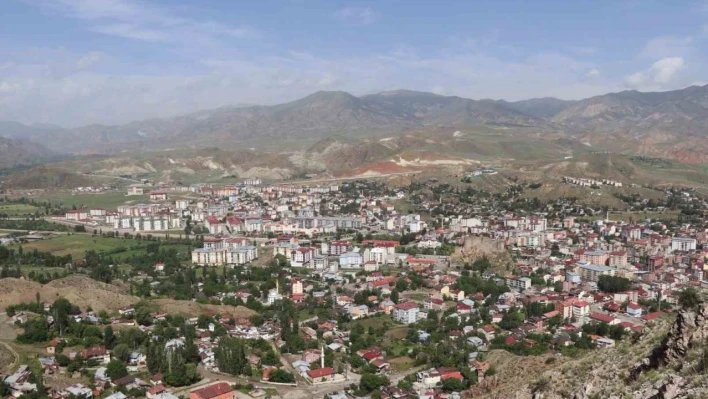 Sitare Dağı'ndan Oltu manzarası