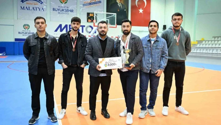 Taşkın: 'Gençler için sportif ve kültürel etkinliklerimiz sürecek'