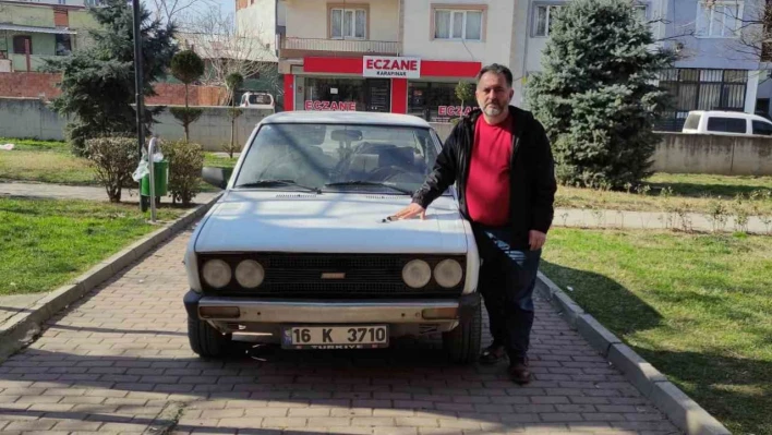 Tek aracını depremzedelere konteyner alana verecek