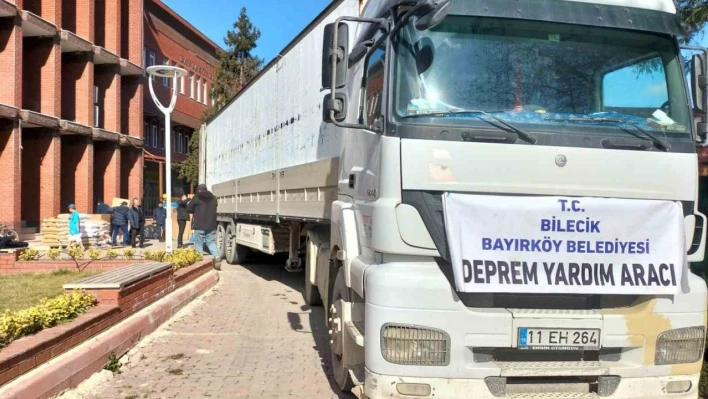 Toplanan yardımlar deprem bölgesine gönderildi