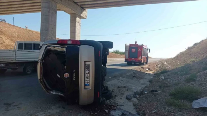 Trafik kazasında 2 kişi yaralandı