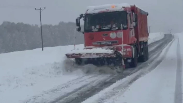 Tunceli'de 131 köy yolu ulaşıma kapandı