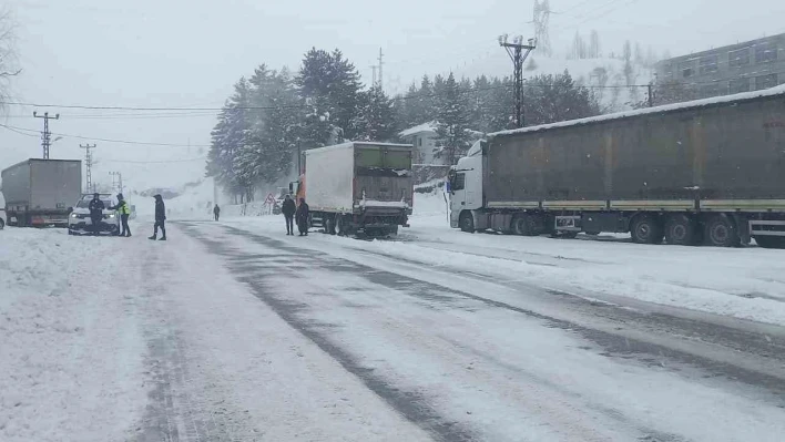 Tunceli'de 229 köy yolu ulaşıma kapandı