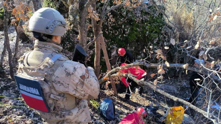 Tunceli'de izinsiz kazı yapan 3 kişi gözaltına alındı