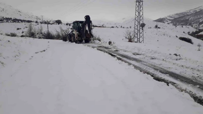 Tunceli'de köy yollarının tamamı açıldı