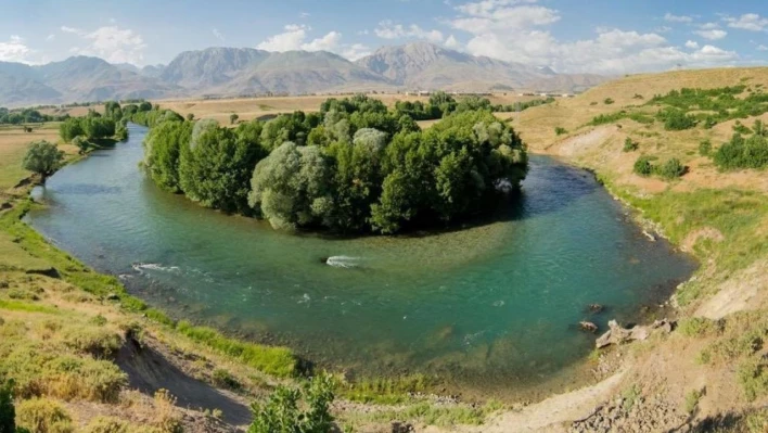 Tunceli'de tesisleşmenin olduğu alanlar dışında piknik ve kamp yasaklandı