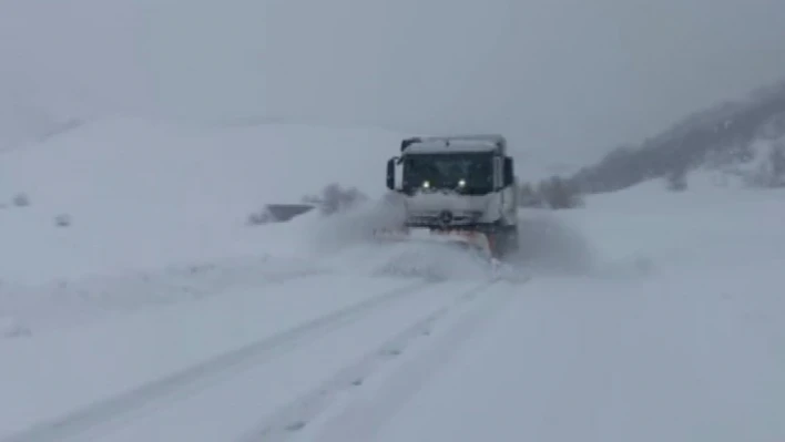 Tunceli'nin 3 ilçesinde tüm okullarda, 4 ilçesinde ise taşımalı eğitime bir gün ara verildi