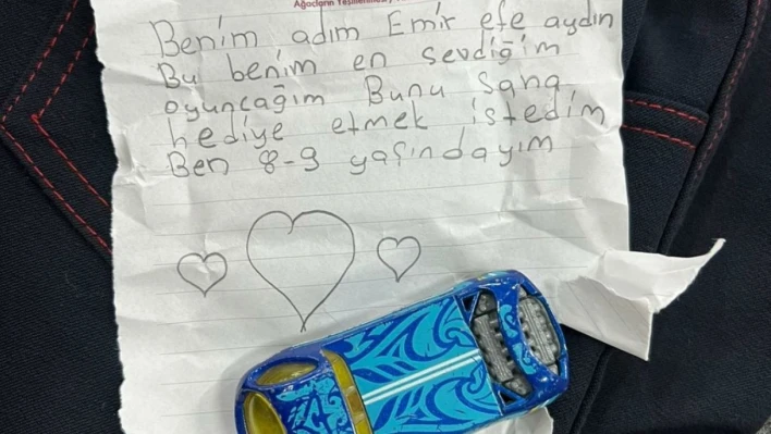 Ümraniyeli miniklerden depremzedelere duygu dolu mesajlar