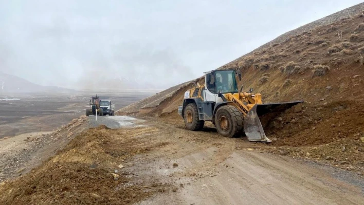 Van Büyükşehir Belediyesinden bakım onarım çalışması