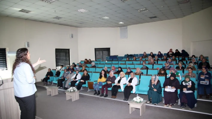 Van'da 'Aile ve Evlilik Hayatı' semineri