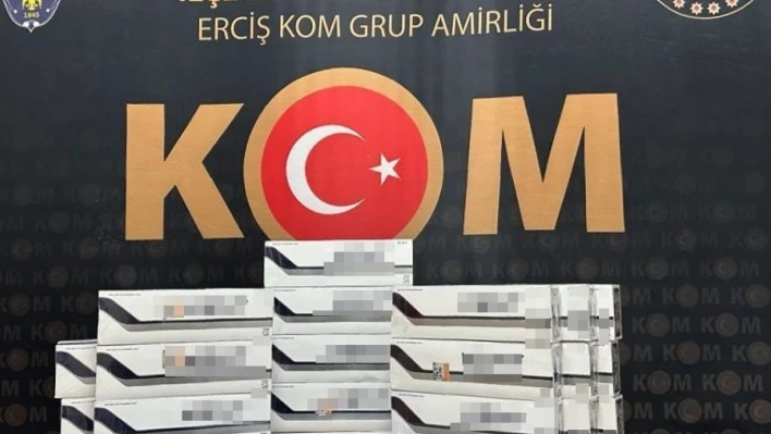 Van'da kaçak sigara, telefon ve akıllı saat ele geçirildi