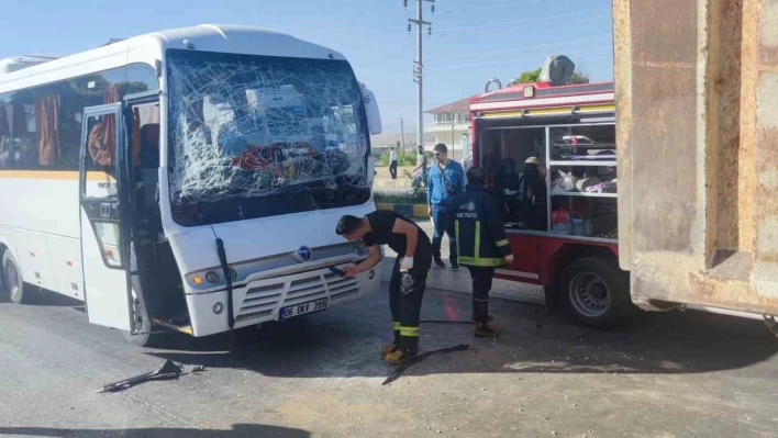 Van'da trafik kazası: 3 yaralı