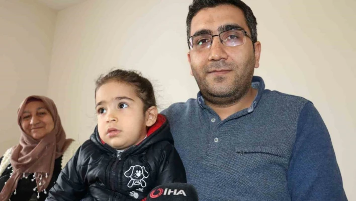 Van ve Maraş depremini yaşayan depremzede: 'Allah'ım düşmanıma yaşatmasın'