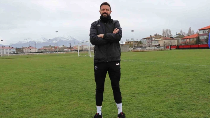 Vanspor FK kalecisi Haydar Yılmaz, Şenol Güneş'in rekorunu kırdı