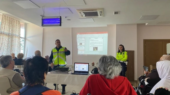 Yalova'da jandarmadan trafik güvenliği eğitimi